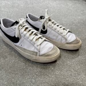 Nike Blazer 77 Low Top White Sneaker Leather Suede Womens 9 Retro Capsule